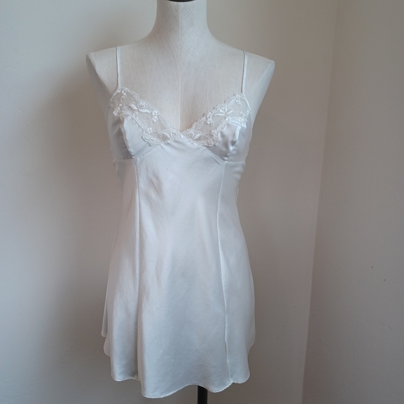 Victorias Secret Peignoir Set Short Gown and Robe Ivory Vintage Womens Small - Picture 9 of 16